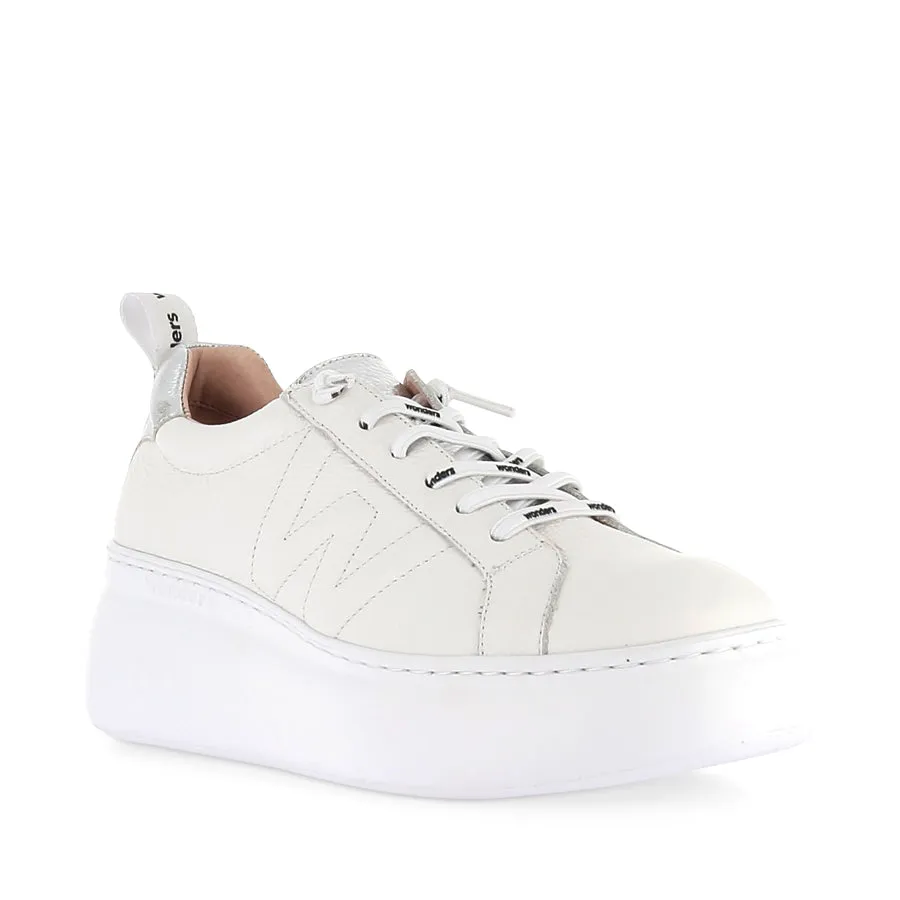 AMALI A-2632 - OFF WHITE/SILVER LEATHER