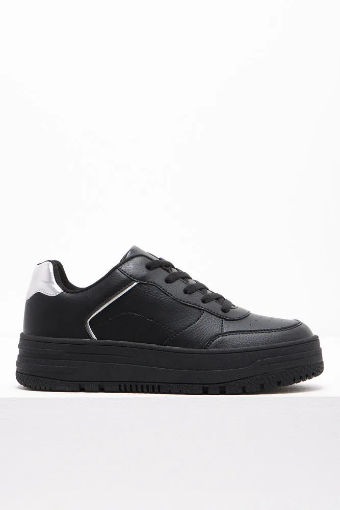 Charm Sneaker Black