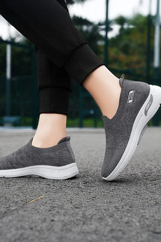 Men's Premium Mesh Upper Slip-On Sneakers