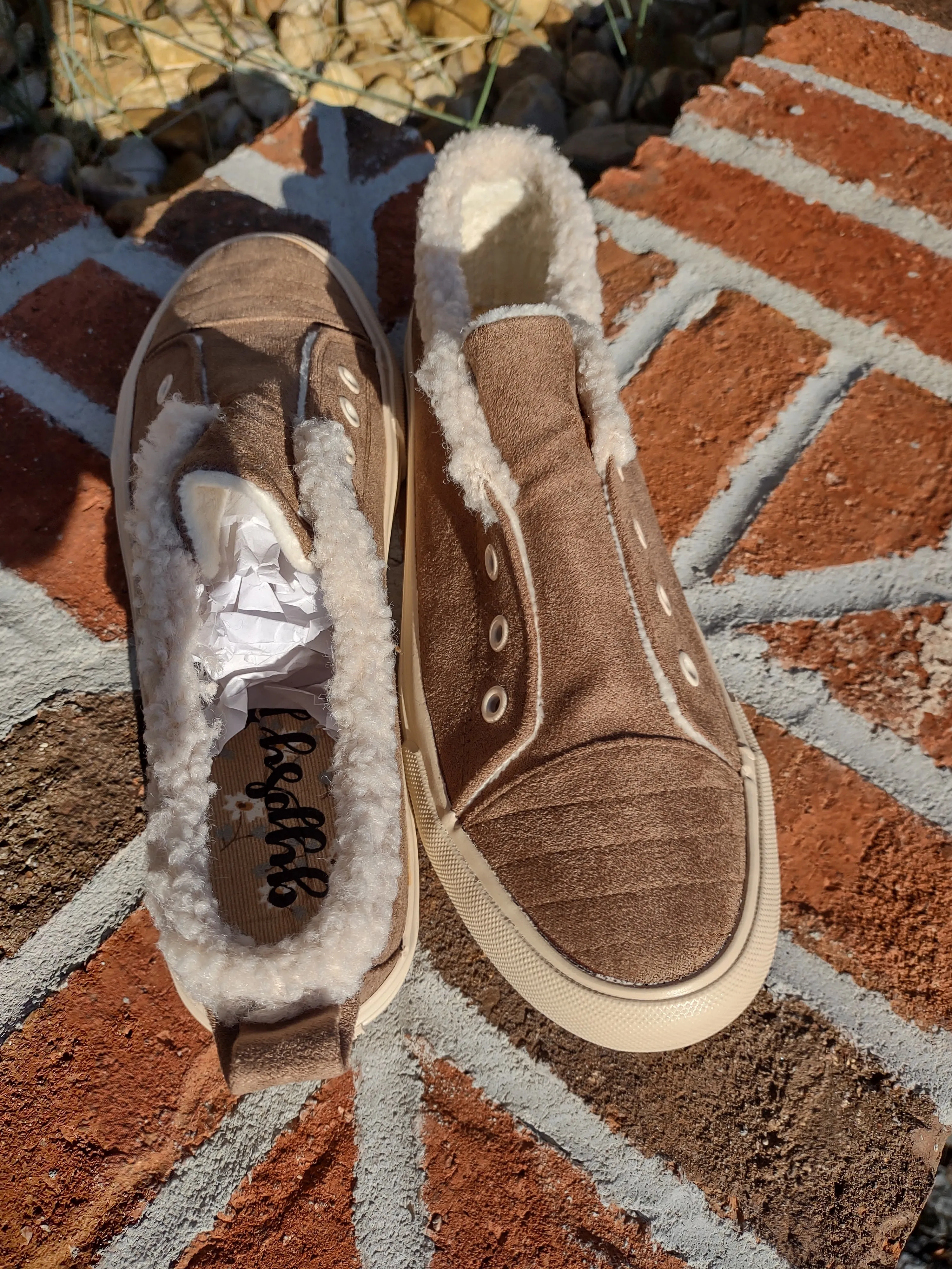 No Lace Suede Sneaker with Sherpa Lining | Gypsy Jazz Snowflake