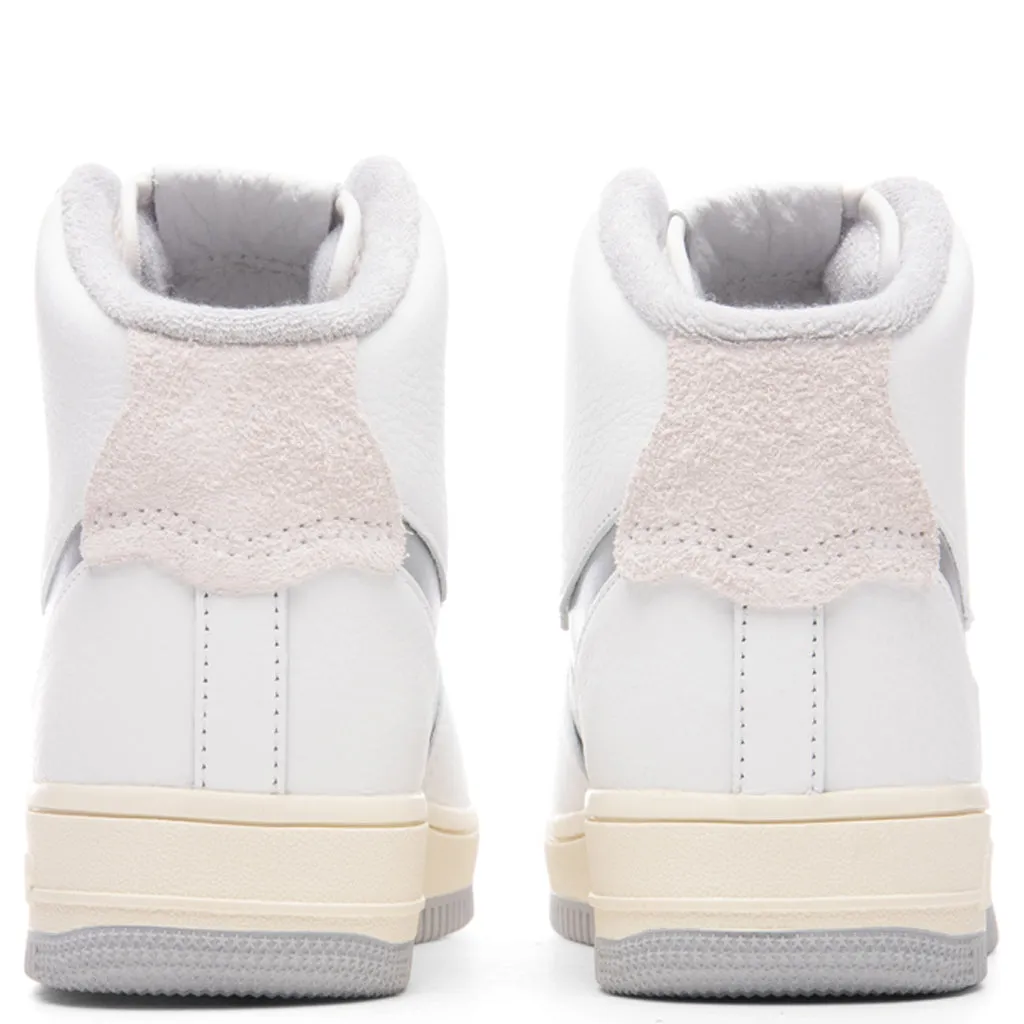 Women's Air Force 1 Sculpt - Summit White/Silver/Coconut Milk